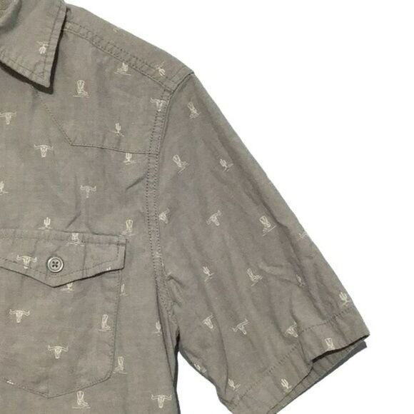 Mossimo Men's Gray Steer Skull Shirt Size S - Picture 5 of 7